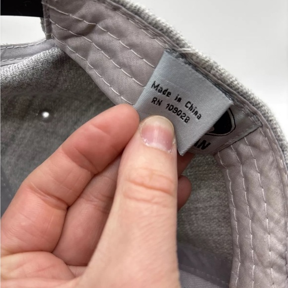 Batman Cap Snapback Grey Black Embroidered Letters Bat Logo Black Brim Cap Hat - Picture 9 of 9